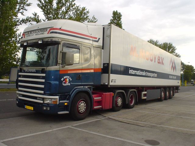 Scania-164-L-580-Mooy-Werblow-110904-1-NL[1].jpg - Klaus Werblow